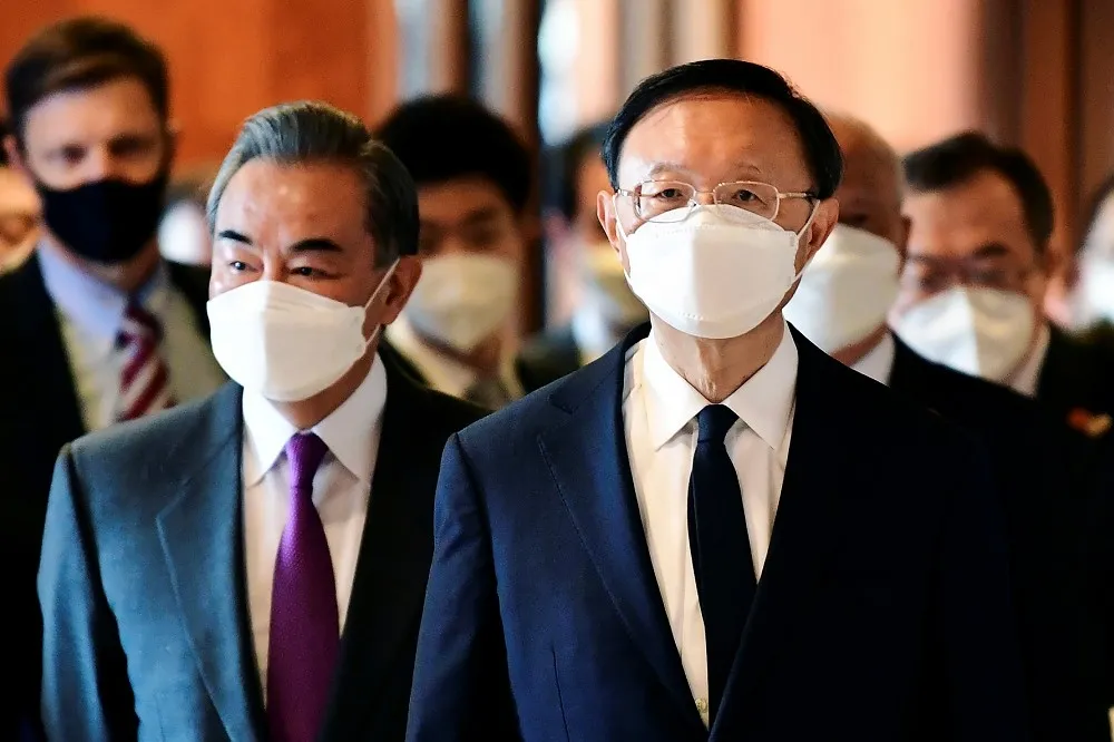 共產黨和戰兩手　邱太三棉裡藏針