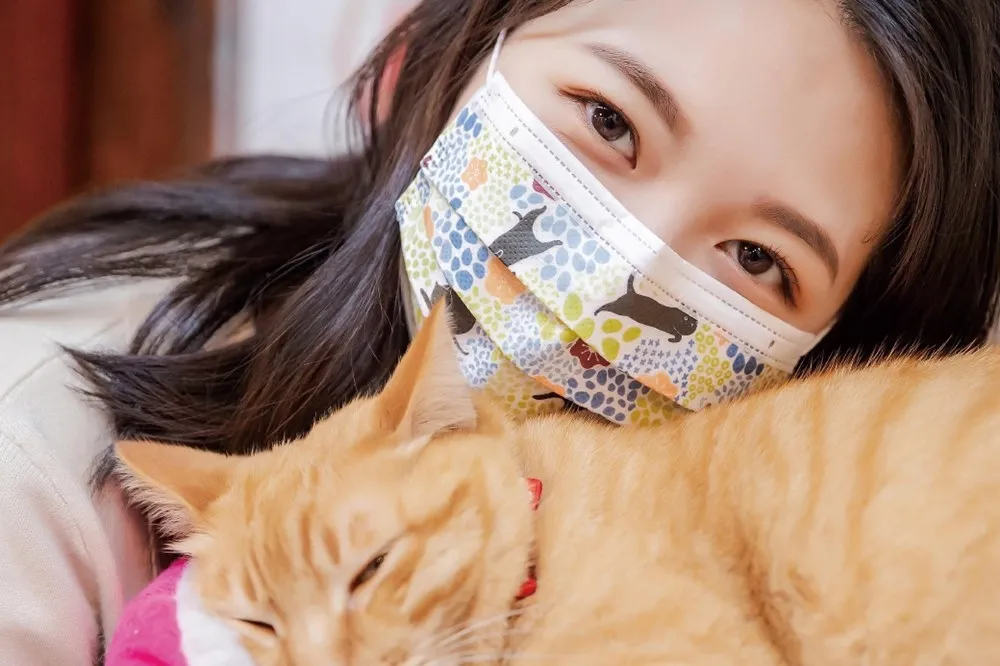 明基健康生活 ╳ 貓小姐Ms.Cat 聯名推出 4 款貓咪口罩　消費還能抽 55 吋電視