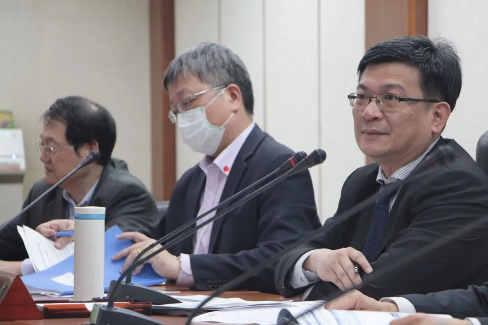 電費連6凍！經濟部次長曾文生：考量台電第一季盈餘達80億