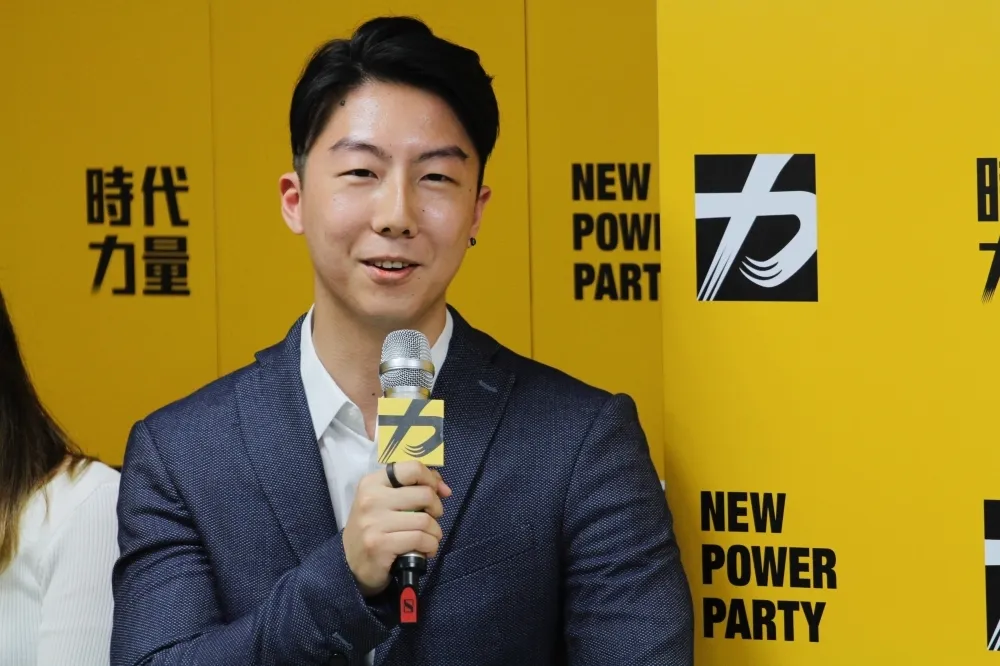 【挺新疆棉風暴】吳崢稱去KTV不再點陳奕迅的歌　呂秋遠改編《十年》酸台灣4藝人