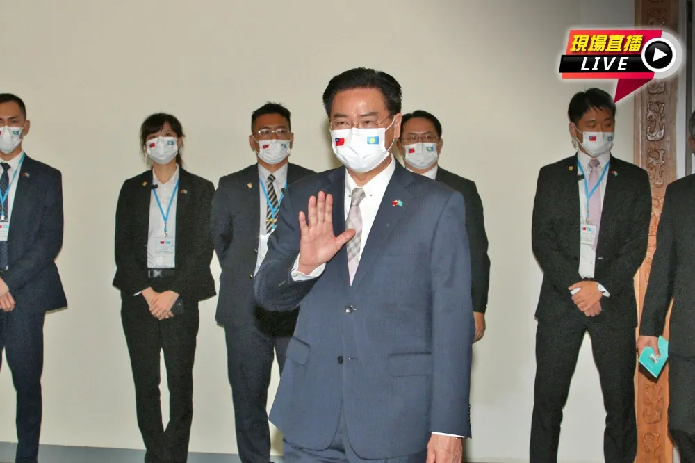 【直播】疫後首位友邦元首來訪　帛琉總統惠恕仁抵台