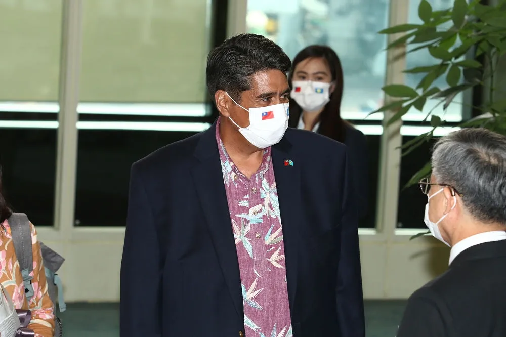 帛琉總統抵台　惠恕仁：台灣是抗疫典範