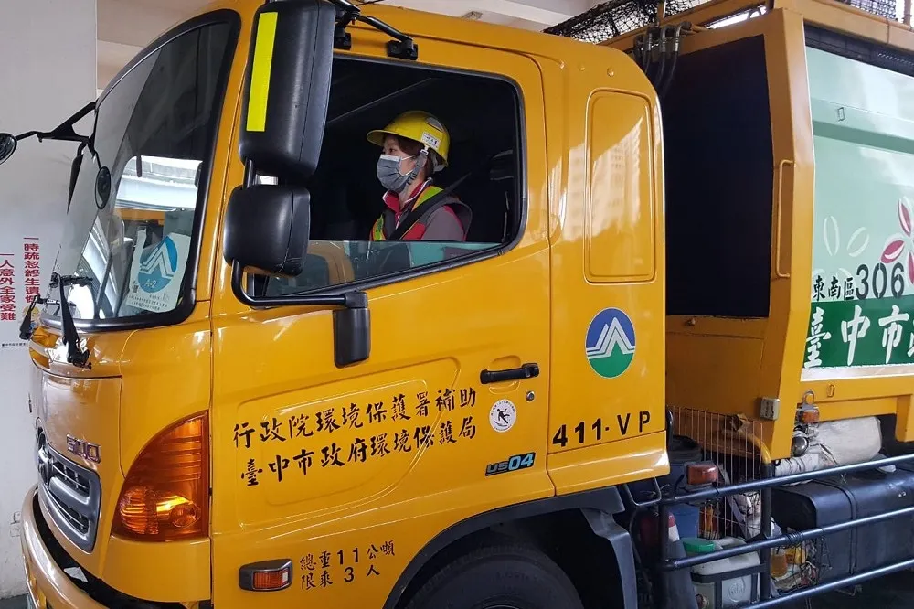 清潔隊員工作的危險性遠超過我們想像