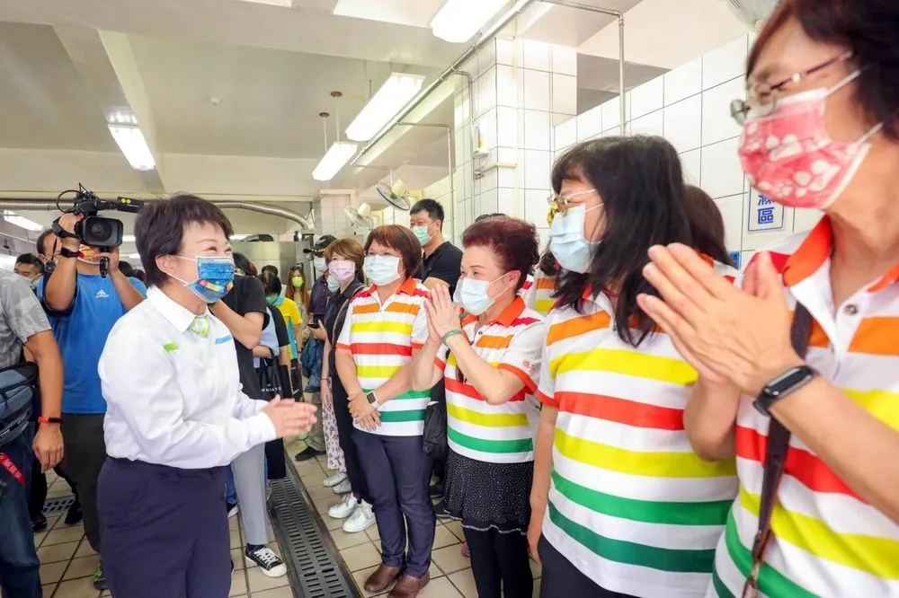 視察校園節水情形　盧秀燕籲各校共同節約用水