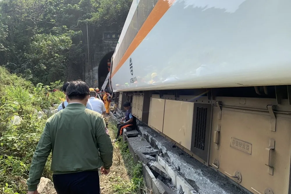 【台鐵出軌】林佳龍致歉願扛責　「不能在此時一走了之」