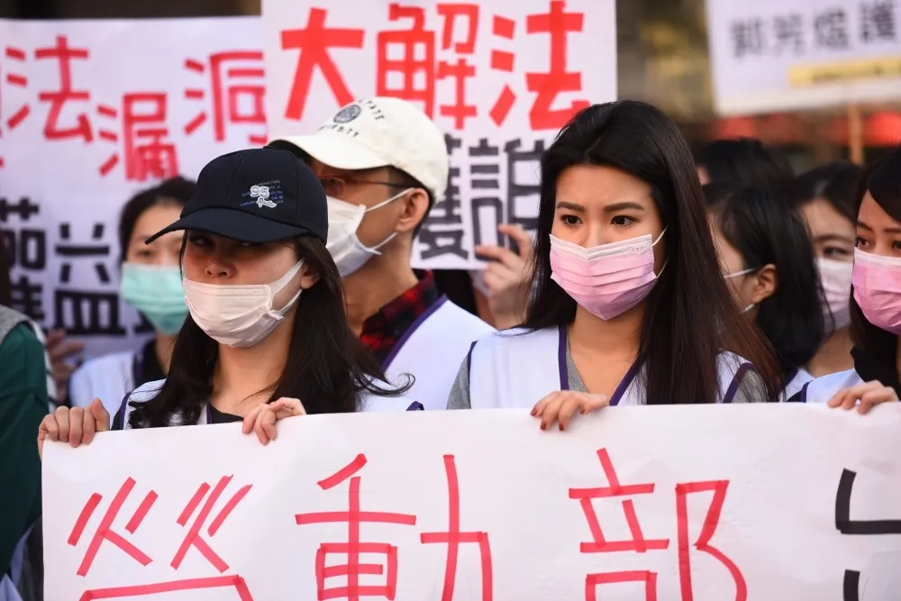 《勞資爭議處理法》《工會法》通過三讀　劉建國：勞工可更安心爭權益