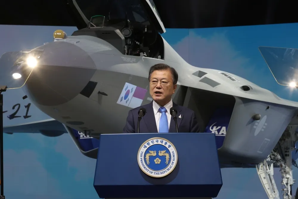 【國防自主】取名KF-21「獵鷹」　南韓期望自製戰機2028能交付空軍
