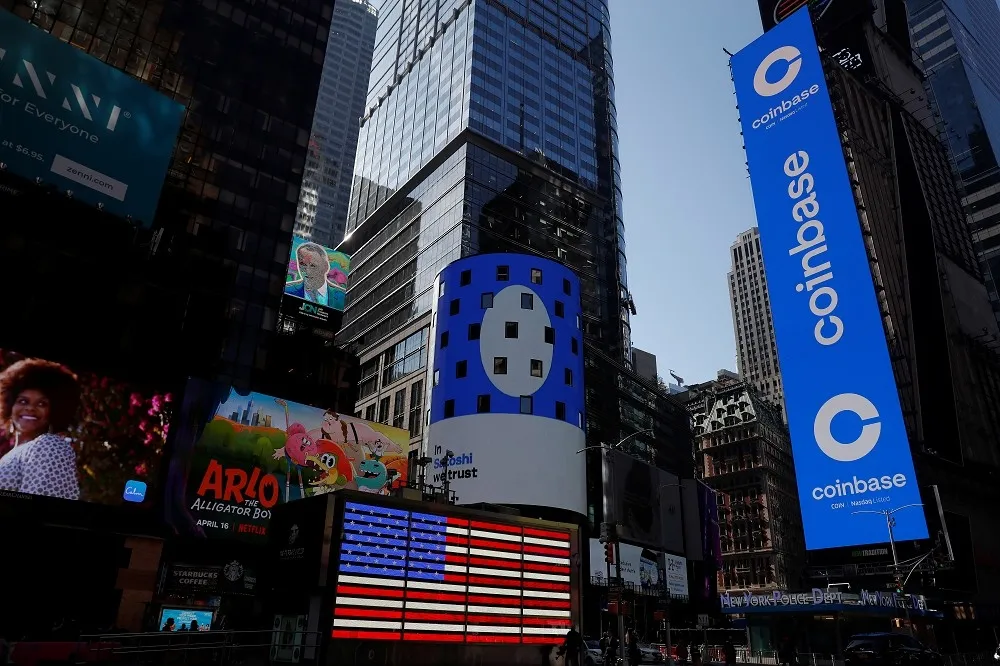 加密貨幣交易所Coinbase上市首日　盤中一度逼近千億美元市值