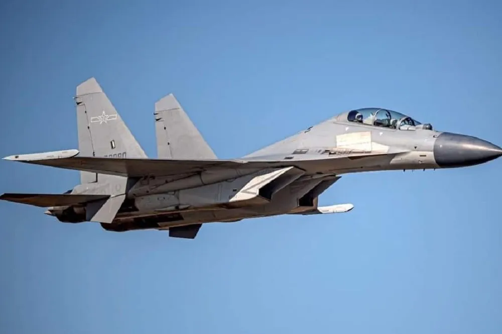 【解放軍機擱來】殲16擾我西南空域　迄4月中旬「僅2天休兵」