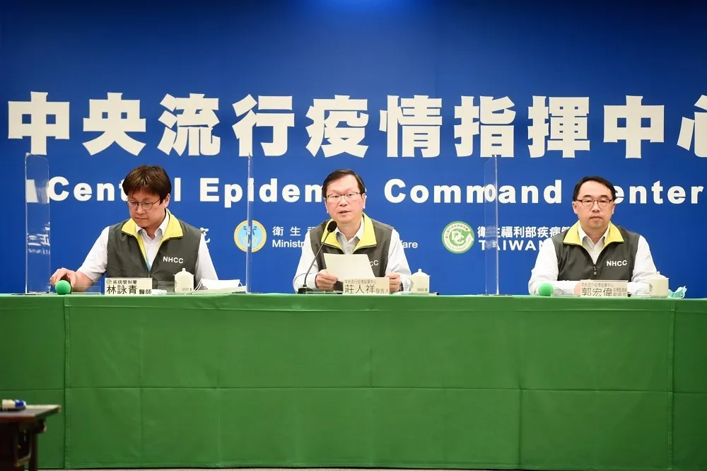 【快訊】感染源不明！確診2台籍機組員「曾飛美國」　已匡列131人