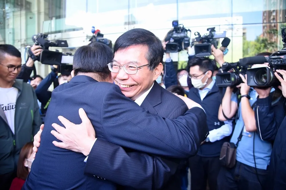 【歌倆好】被林佳龍讚《你是我的兄弟》　新交長王國材自嘲要天天唱《囚鳥》