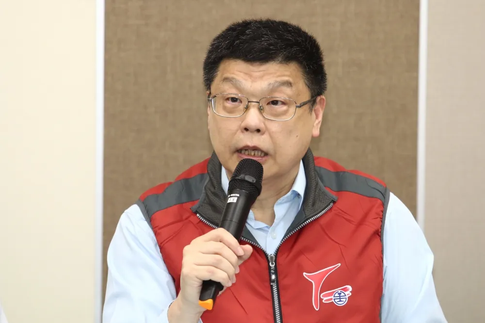 台鐵局長懸缺3個月終於核定　現任副局長杜微接任