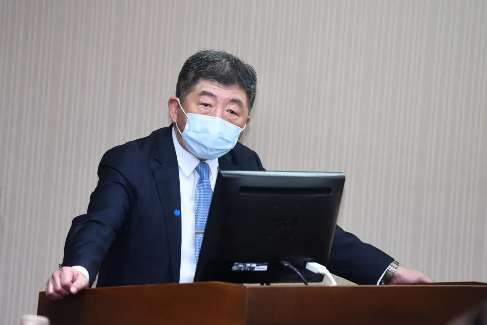 【台機師2確診】陳時中稱本土感染可能性低　14:00追蹤報告