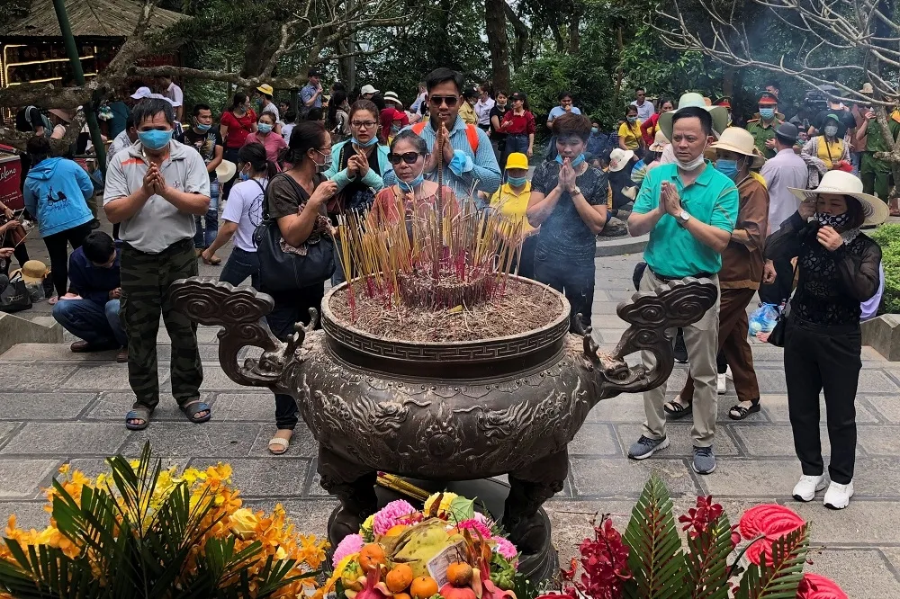 越南防疫有信心　舉國萬人歡慶「雄王節」到來