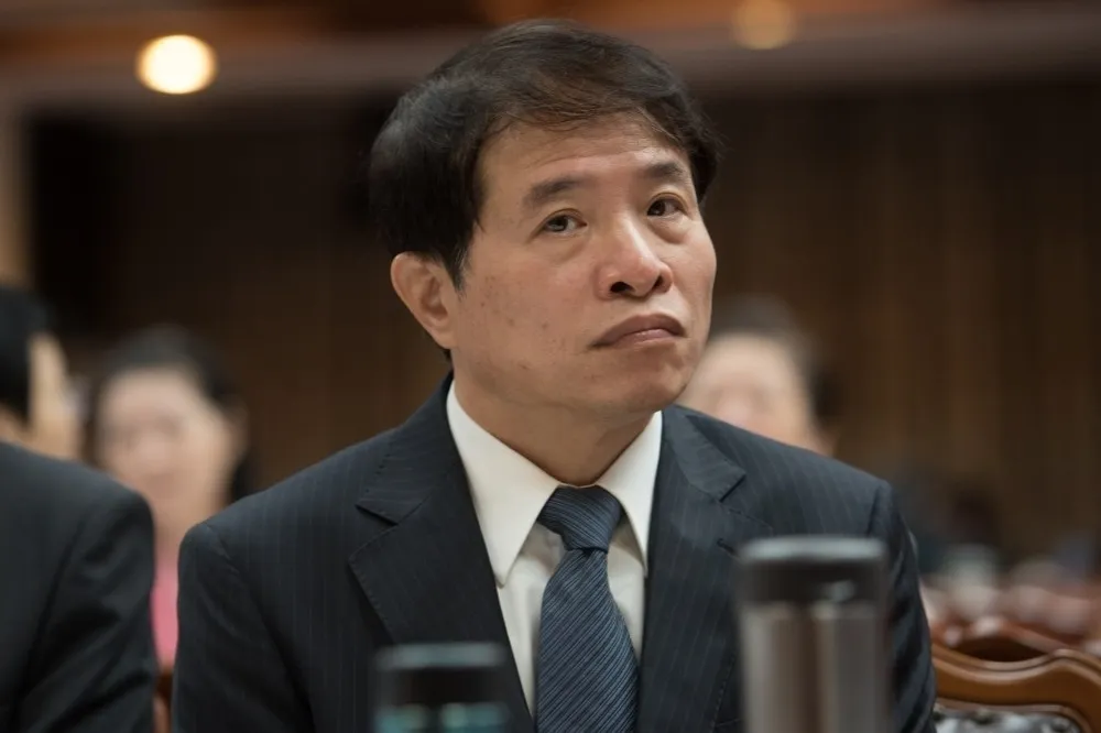 NCC副主委也中詐騙老招！　手捧358萬現金給「假檢警」還沒討回