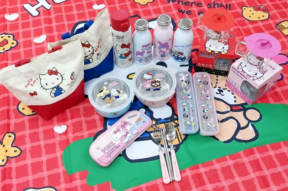 【有片】全家 5/18 前推出「Hello Kitty 野餐周邊預購」　超過 20 款萌物等你帶回家