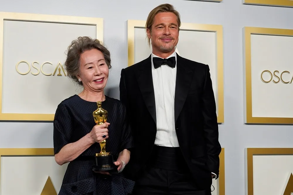 【質問布萊德彼特為何沒來探班】尹汝貞毒舌幽默　妙稱「演員急用錢的時候演技最好」