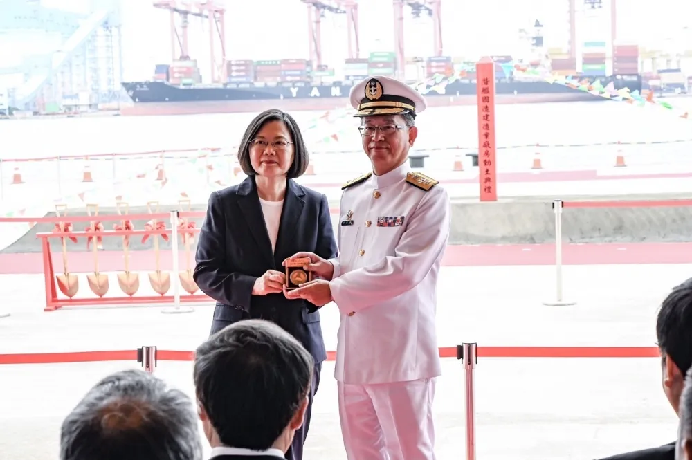 【潛艦國造考量】海發中心主任邵維揚少將　升任國防部中將參事