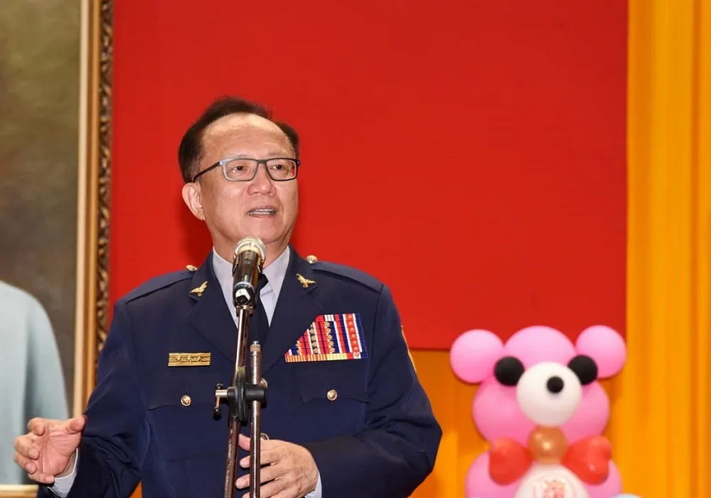 【黑衣人砸派出所】監視影片遭刪　北市警局長自請處分「沒被施壓」