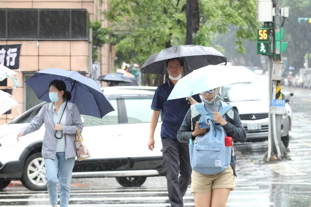 梅雨季來了！彭啟明曝3波鋒面降雨日　首波周三報到