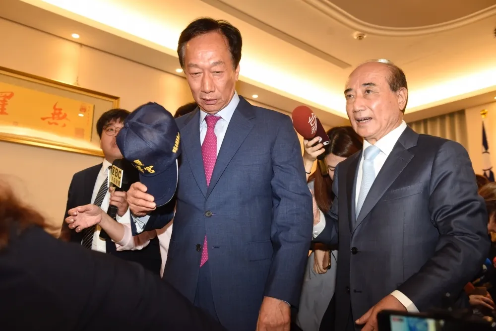 台灣首富由「鞋王」張聰淵勝出　郭台銘跌至第6