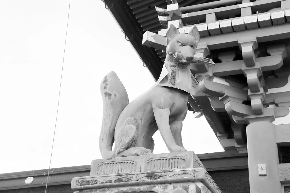 稻荷神社到底祭祀哪尊神？一窺狐狸與人類密不可分的關係