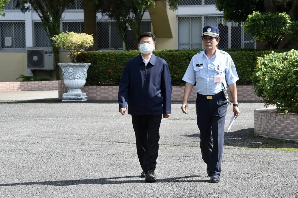 傅崐萁申請假釋獲准　今晚將出獄