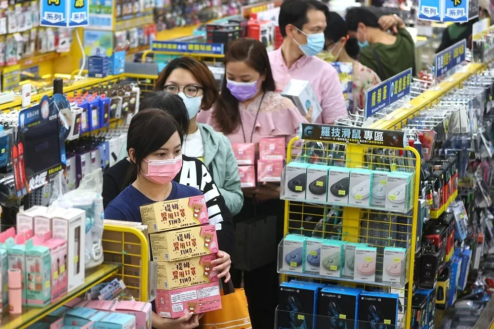 新加坡為鑑　這波群聚感染應不至於引爆大規模社區傳播