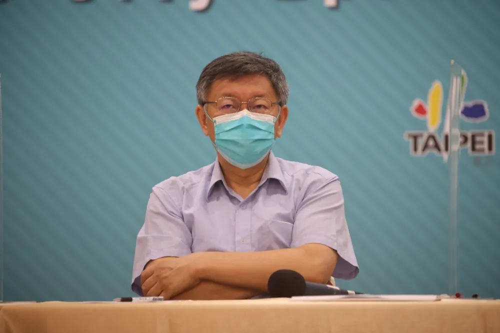 【本土疫情暴走】柯文哲下令八大行業今凌晨起停業　網咖在內