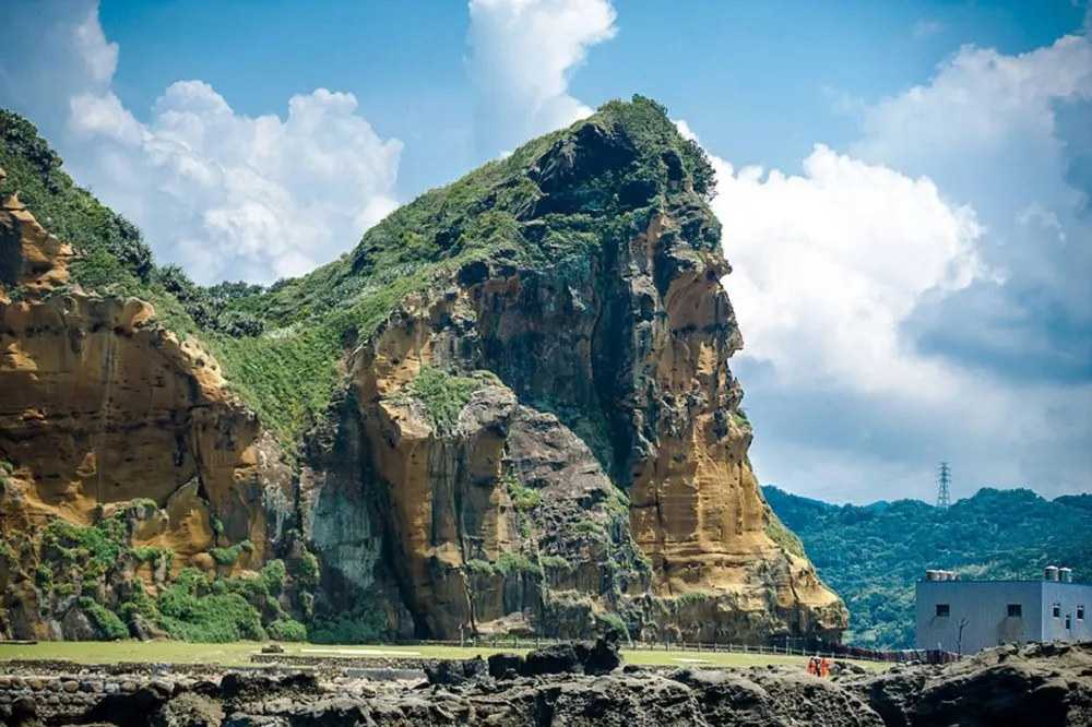 基隆8大營業場所未配合實聯制停業處分　林右昌宣布「基隆嶼封島1個月」