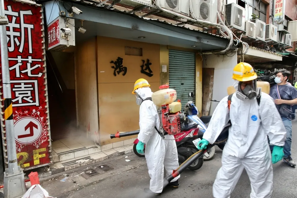 【本土+206】最早發病者不住萬華！　阿公店群聚「連結」雙北多達105例
