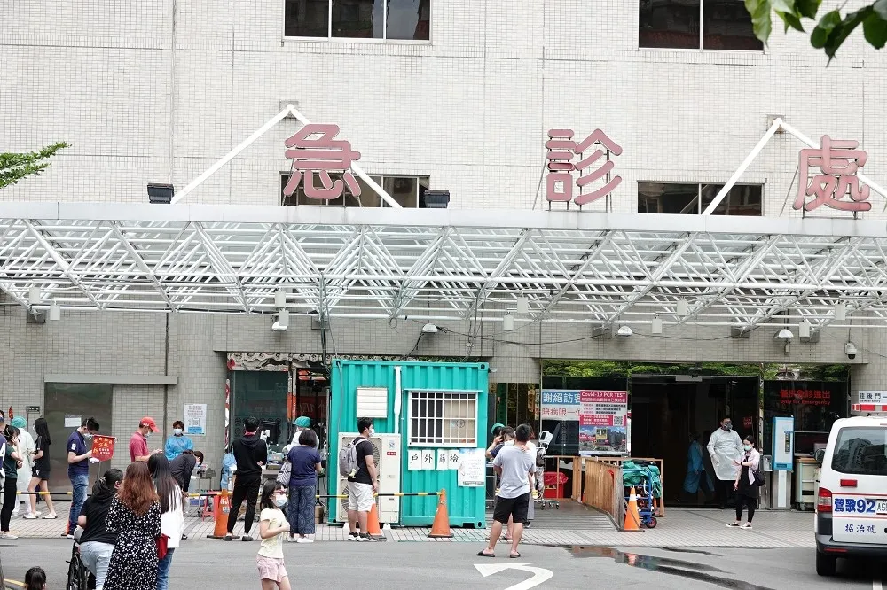 亞東醫院疑發生院內感染　同病房病患已7例陽性