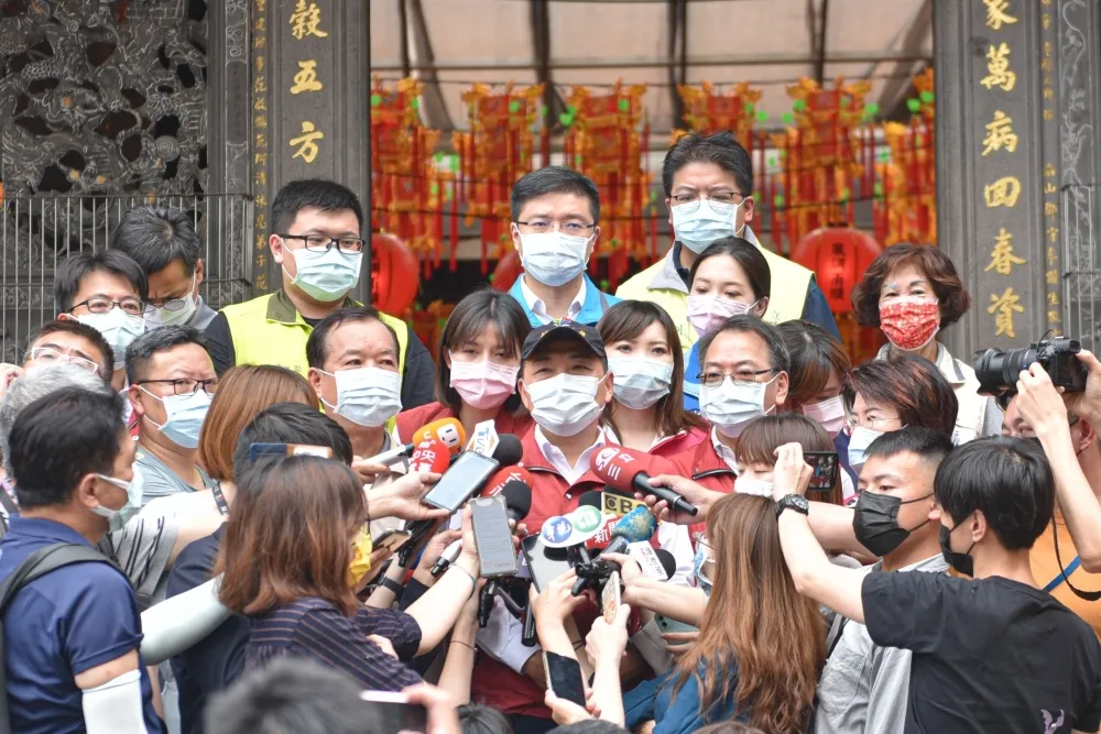 新北市確診案暴增　侯友宜：為升準四級防疫警戒做整備