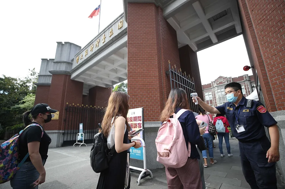 台師大1學生全校停課後確診　校長籲全校師生「一同平安度過疫情」