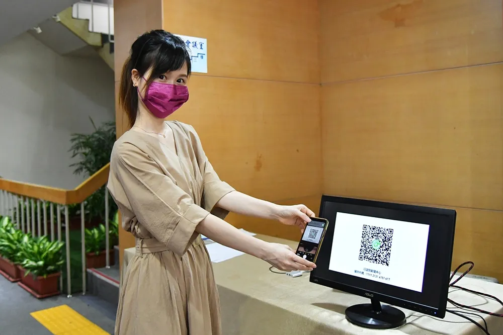 【教學一次看】僅需5秒免填個資！　「簡訊實聯制」登場