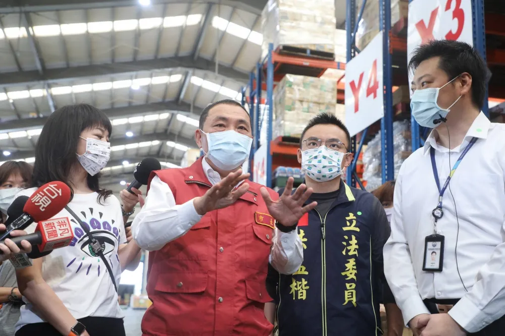 【內幕】疫情升溫民進黨卻忙「抓猴」批地方防疫不力　藍全力反擊保護侯友宜