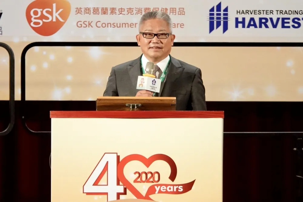 【戰役國家隊回歸】揪社區潛藏確診者　藥師公會全聯會主動邀6千家健保藥局投入