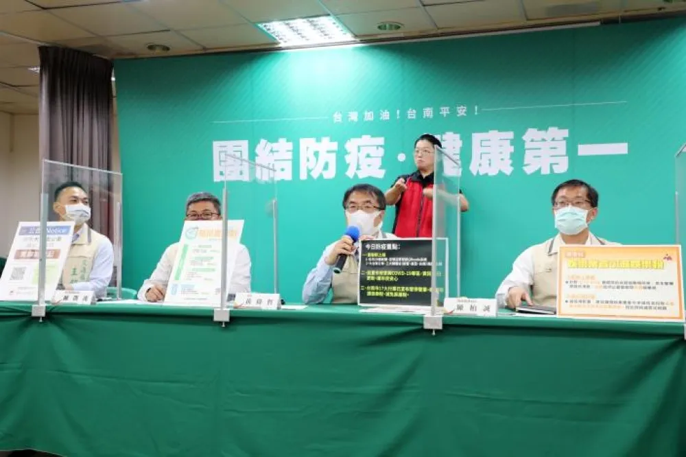  因應三級警戒   黃偉哲主動停徵娛樂稅核實降稅