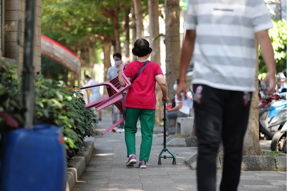 我的COVID-19體驗：你不把病毒當一回事，它就跟你當好朋友