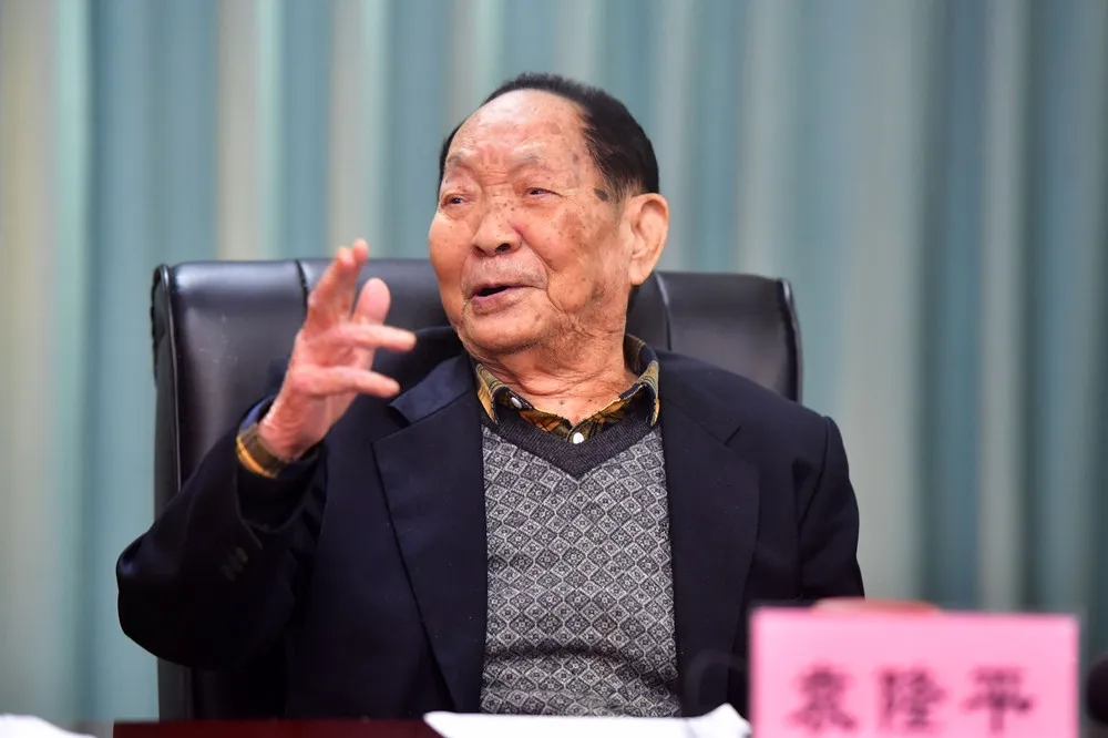 中國「雜交水稻之父」袁隆平逝世　享耆壽91歲