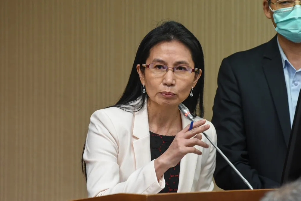疫情燒向衛福部！食藥署員工確診　「20同仁已居家辦公」
