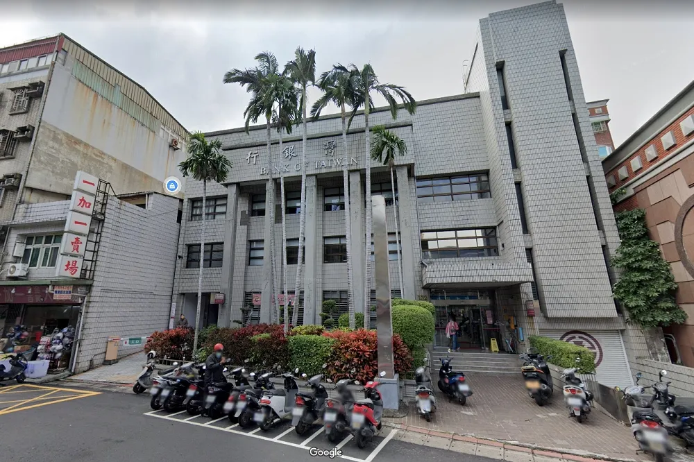 台銀北投分行、法巴人壽共2員工中鏢！　金融圈15機構淪陷、22人染疫