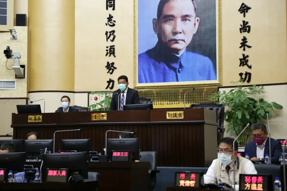 全國維持三級警戒  台南市議會定期會再延