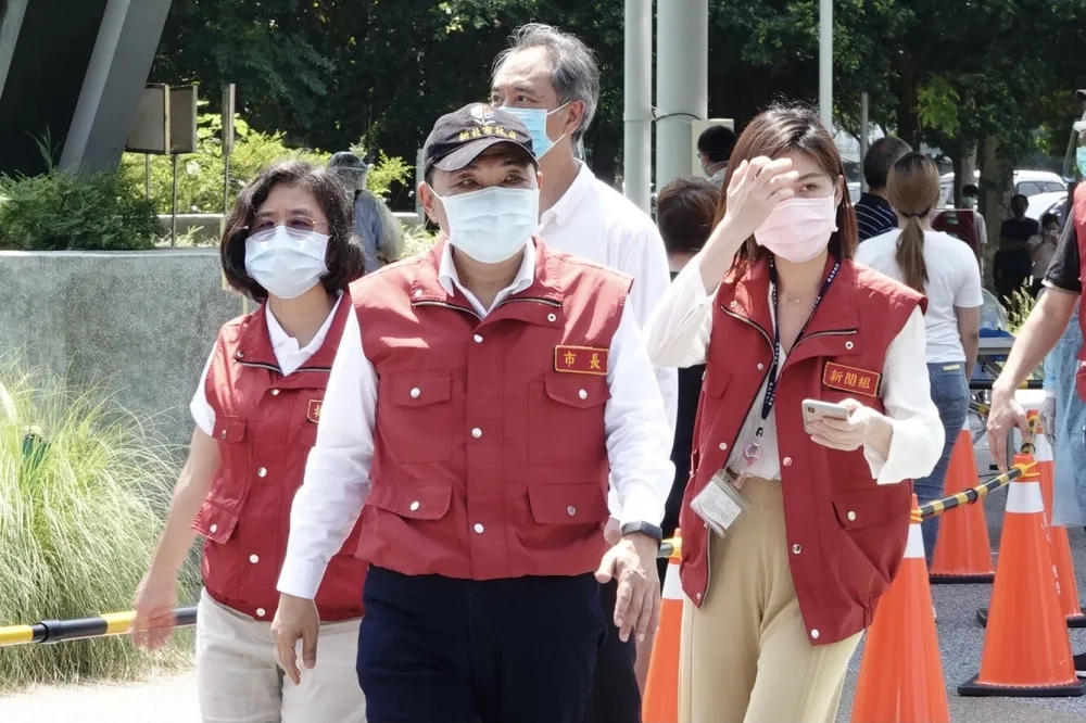 【全台疫苗荒】不搭「自購」風潮　侯友宜：地方一定要跟中央合作