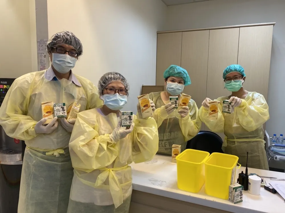 防疫第一線   味全送乳品咖啡給醫護防疫人員打氣