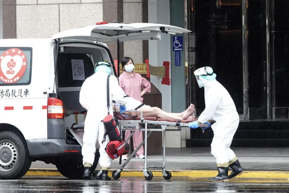 【本土+校正355例】新北193例飆增最兇　死亡總人數已破百！