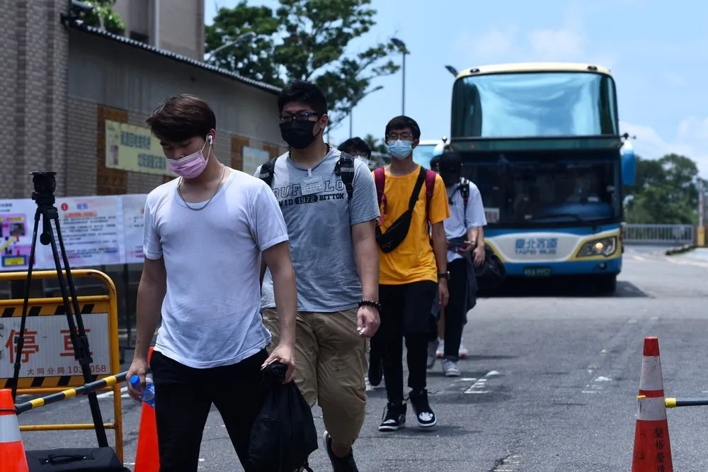 【宿舍爆群聚】文化大學4生中招！　快篩345人「4人陽性」