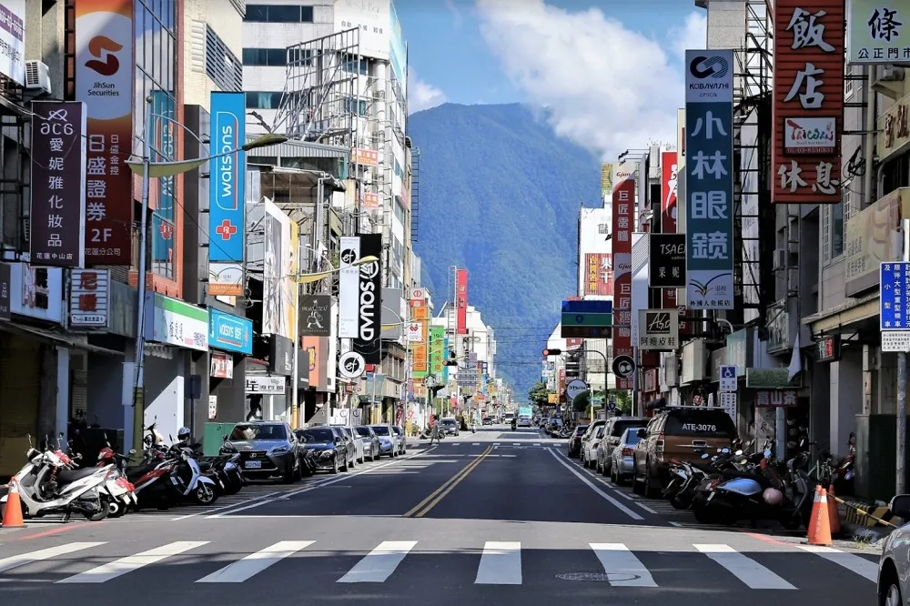花蓮縣政府規劃商圈美食防疫包　在地名產拚直送到家