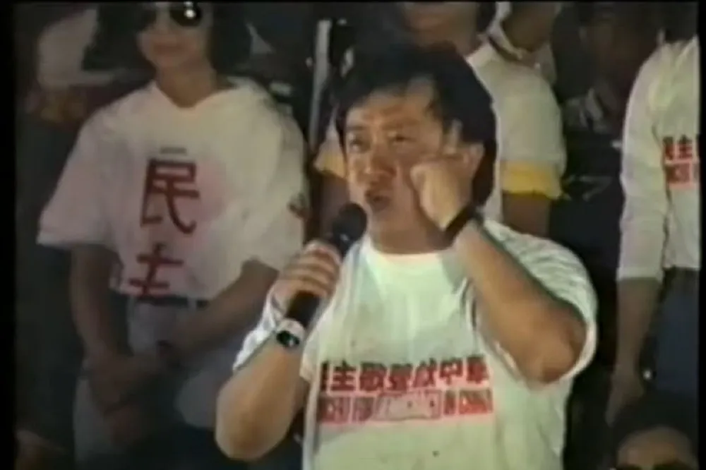 還有哪個港星敢承認自己參加過《民主歌聲獻中華》