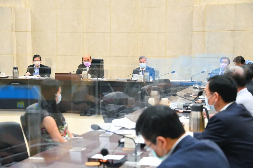 【快訊】蘇揆拍板！全國三級警戒延2周至6/28　學校停課到暑假